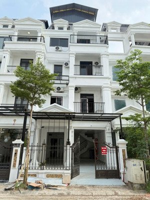 tôi chính chủ bán lk đại mỗ, xây 4 tầng - 106m2 - 19 tỷ, mặt tiền 6m, sổ đỏ, đường qh 40m