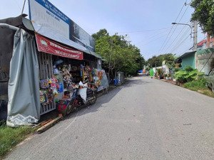 mt kinh doanh thuận tiện. giá phải chăng