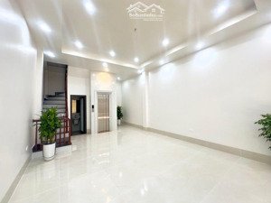 bán nhà riêng tại tôn đức thắng, 17,300 tỷ, 45m2, 4pn, 5wc, 6 tầng