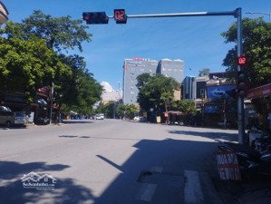 bán nhà mặt phố 62m2 ngay chân cầu hoàng gia, tiềm năng mọi mặt tại lê thánh tông, hải phòng