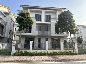 biệt thự 225m-hàng hiếm-ưu đãi lớn