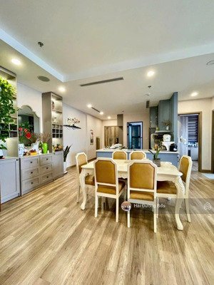 căn 3 ngủ 120m full đồ đẹp nhất eco cho thuê giá thoả thuận