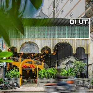 cho thuê mặt bằng đẹp 850m2, trống suốt, số: 236 pasteur, quận 3, gần hồ con rùa