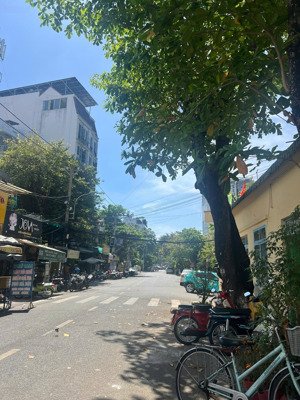 rất bất ngờ! bán nhà mặt tiền thanh đa gần trường công đoàn - dt: 11 x 30m - 2 tầng - 35 tỷ