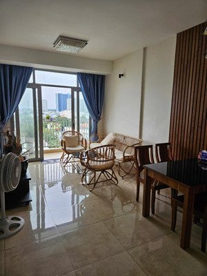 cho thuê chung cư 3pn 2wc full nội thất tại luxcity