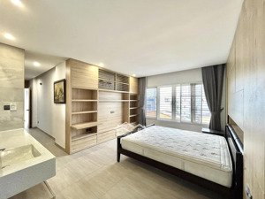 cho thuê 1 ngủ 45m2 full nội thất, cửa sổ thoáng, bếp riêng ngay học viện cán bộ q. bình thạnh