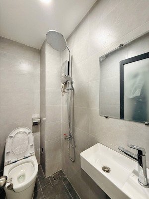 nhà 1 xẹc lê văn khương p. thới an, q12 hẻm xe hơi 4pn, có sân thượng