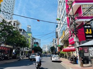 giá rẻ cần bán nhanh chỉ 5,4 tỷ nhà nguyễn thiện thuật- chỉ tính giá trị đất tặng nhà 3 tầng !