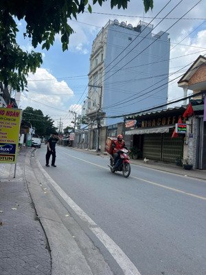 quận 2 rất hot - mặt tiền đường 39, bình trưng - khu sầm uất kinh doanh- độc đạo chỉ 1 căn mặt tiền