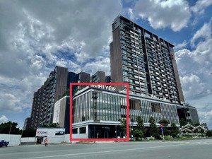 bán căn shop 1200m2, đang có hđ thuê 1 tỷ/tháng