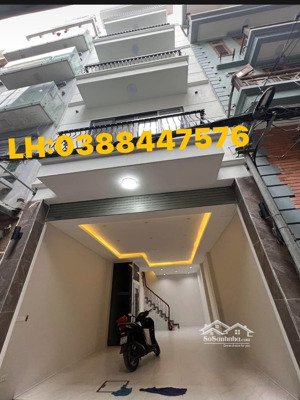 hót hót. nhà vương thừa vũ thanh xuân hà nội dt:50. 6t. 4,8mt giá:16tỷ siêu phẩm 6 tầng thang máy