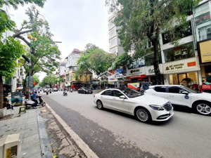 bán nhà mặt phố phố huế, 185m2, mặt tiền 6.5m, gần vincom bà triệu!