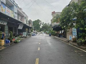 bán dãy trọ ngay kdc việt sing p.an phú tp.thuận an, giá 1tỷ8, dt 125m² (1 kiot + 6 phòng)