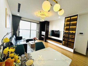 cần bán gấp căn hộ 3pn golden palace mễ trì, 120m2 tầng trung ban công hướng mát full đồ giá 8,1 tỷ