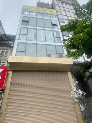 bán nhà mặt phố lê văn lương,gần ngã 3 nguyễn thị định, dt 50m2, 4 tầng, mt 4m, kd đẳng cấp.