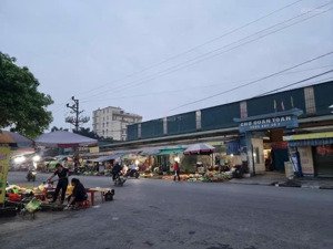 bán đất chung cư long sơn quán toan hồng bàng 210m2 mặt 10m 35tr/m