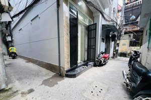 bán gấp nhà full nội thất lô góc văn quán hà đông, diện tích 32.8m2 xây 4 tầng, giá 7.9 tỷ!