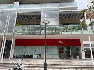 shop tôn dật tiên 300m2, ngay công viên hồ bán nguyệt - cầu ánh sao , đang có hđ thuê 100tr/tháng