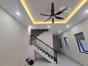 cho thuê liền kề hải âu 62.5 m2, giá 9tr, hoàn thiện cơ bản tại vinhomes ocean park2,3