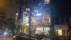 bán gấp nhà nguyễn văn huyên, quận cầu giấy, lô góc, thoáng vĩnh viễn, kinh doanh + ở, 210m2, 8t