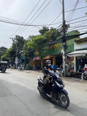 chính chủ gửi bán căn nhà mặt tiền lê văn thịnh diện tích 130m2 nở hậu l. nhà hướng đông mát mẻ