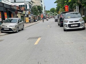 đất đông ngạc gần phố,ngõ ba gác 133m giá đầu tư 13 tỷ