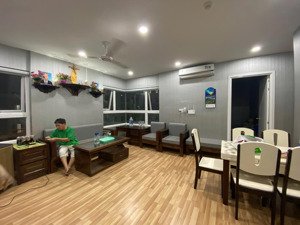 cho thuê căn hộ diamond riverside võ văn kiệt 3 phòng ngủ