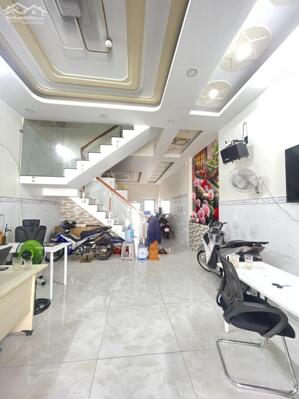 BÁN NHÀ 3 TẦNG – HẺM NHỰA GẦN MẶT TIỀN PHAN VĂN HỚN, Q.12 – 100M² NGANG 5M CHỈ 9,9 TỶ 