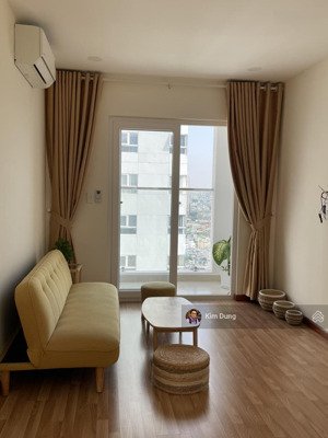 cho thuê căn hộ diamond riverside (sát quận 6) giá 9trieu nội thất cơ bản