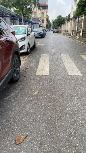 bán nhà giá chỉ 3,2 tỷ nguyễn văn linh, long biên