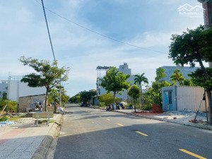 cần bán đất nam hoà xuân. giá chỉ từ 4,55ty. đã có sổ đỏ. dân cư đông đúc