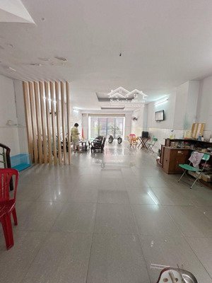 bán nhà khu vip tân bình - gần nhà ga t3 - nhựa 8m - ngang 5m - 3 tầng - 84.2m2 - bán 8,9 tỷ