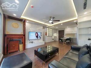 Bán căn hộ chung cư Khu đô thị Resco Cổ Nhuế - 3PN giá chỉ hơn 5 tỷ.