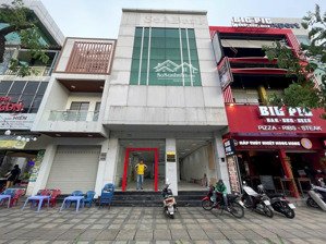 ngang 8m - cho thuê nhà mặt tiền trường sơn, quận tân bình - 8x25 - 3 tầng suốt