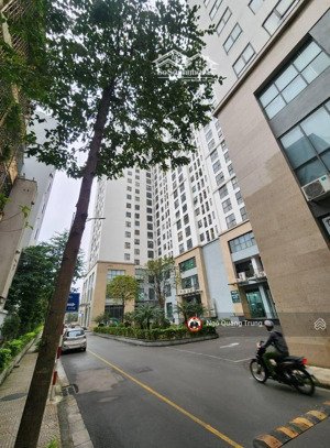 bán căn hộ chung cư 64,2m2 ban công hướng tn. tầng trung đẹp