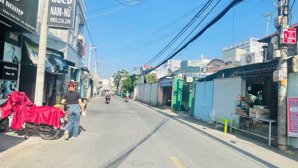 gấp nhà góc 2 mặt tiền chương dương kha vạn cân thu nhập 22tr/tháng