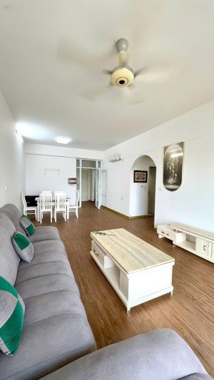 cần cho thuê căn hộ viện chiến lược bộ công an, số 5 tú mỡ, 128m2, 3 ngủ