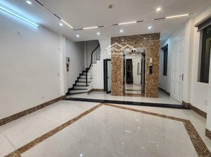 bán nhà ngõ 23 dương văn bé, dt 38m2, lô góc, 5 tầng mới, thang máy, mt 4.2m, giá 8.4 tỷ
