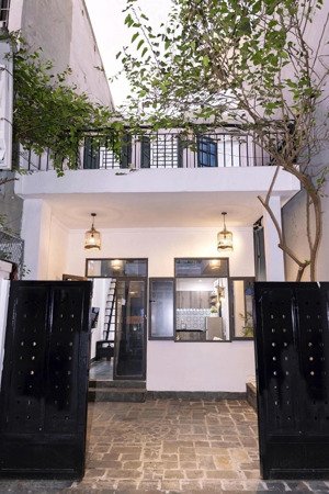 bán nhà đẹp sơn trà - đà nẵng kiệt ô tô nguyễn văn thoại cách biển mỹ khê chỉ 300m