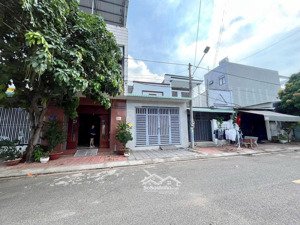 bán nhà giá rẻ khu gò cát 6- p.long tâm - tp bà rịa. chỉ 2 tỷ 900triệu. (nay là tp hcm)