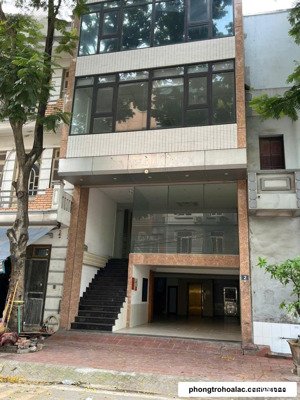 cho thuê toà nhà kinh doanh dt 700m2 tại hoàng mai, hà nội