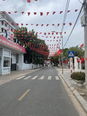 bán nhà đất vị trí vàng - bắc từ liêm chỉ 4,25 tỷ - sổ đỏ chính chủ, vuông vắn, pháp lý chuẩn