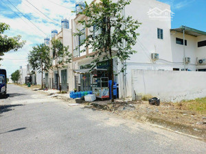 chính chủ ngộp đang cần bán lỗ đất ở phước đông, cần đước. tl 500tr/168m shr . lh thanh