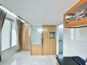 phòng trọ mới xây cách trường đại học công thương 5'' đi xe