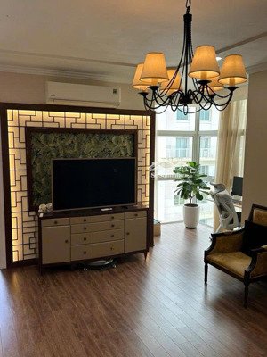 bán căn 3pn - 120m2 view công viên và hồ tây, full nội thất cao cấp. lh: 