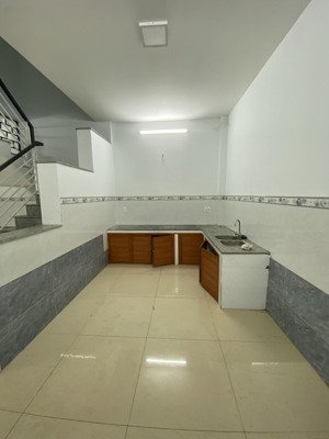 bán nhà(shr) 1 xẹc ngắn tx52 chợ đường, 73,4m2, trệt 2 lầu, 4pn, đường 5m