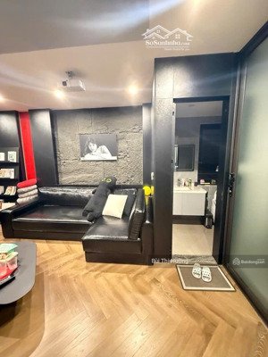 bán nhà lê thanh nghị 42m, 6 tầng, lô góc 2 mặt thoáng, giá chỉ 12 tỷ, mặt tiền rộng, sổ vuông a4