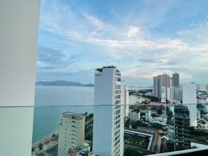 cho thuê căn hộ studio scenia bay giá 10tr. liên hệ 