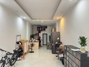 sát phố văn tiến dũng nhỉnh 6 tỷ 38m, ô tô tải đỗ cửa, view 2 thoáng,nhà mới tinh chủ thiện trí