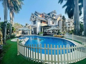 bán biệt thự siêu vip nguyễn văn hưởng, p. thảo điền, q. 2. dt 25x25m. cn 501m2 hầm 3l. giá 308 tỷ